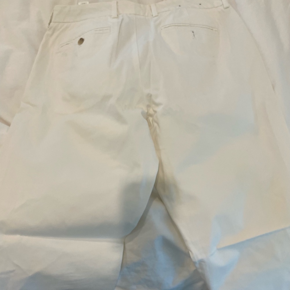 Vineyard Vines khaki pants